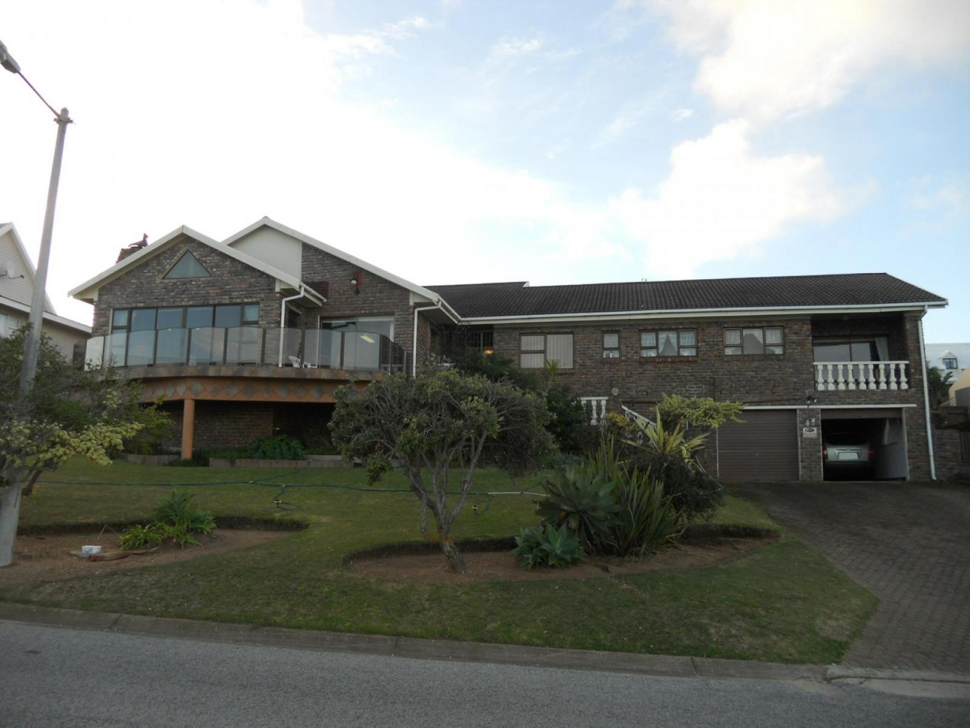 Front View of property in Mossel Bay