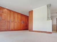 Bed Room 1 - 25 square meters of property in Woodhill Golf Estate