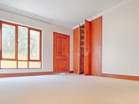 Bed Room 2 - 34 square meters of property in Woodhill Golf Estate