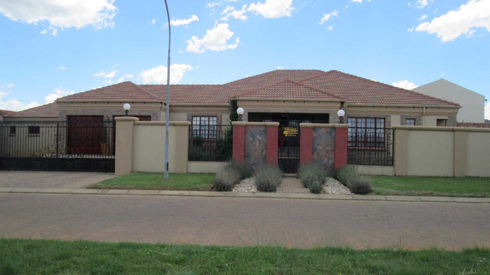 Front View of property in Bergsig - Heidelberg