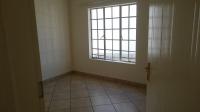 Bed Room 1 of property in Waterval East