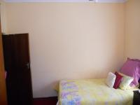 Bed Room 1 - 15 square meters of property in Margate