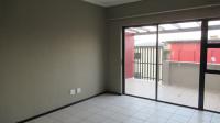 Lounges - 17 square meters of property in Northgate (JHB)