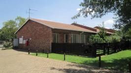 3 Bedroom 1 Bathroom Simplex for Sale for sale in Brackenhurst