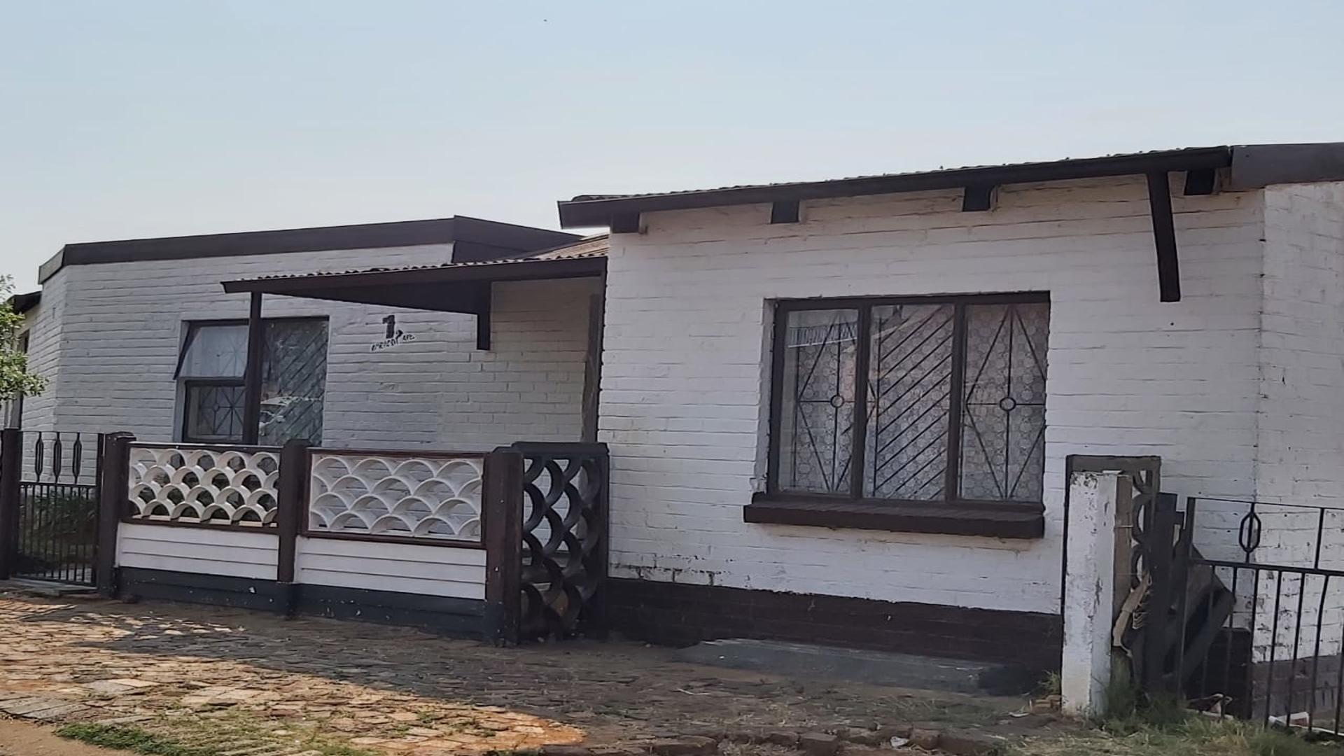 Front View of property in Nigel