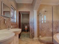 Main Bathroom - 17 square meters of property in The Wilds Estate
