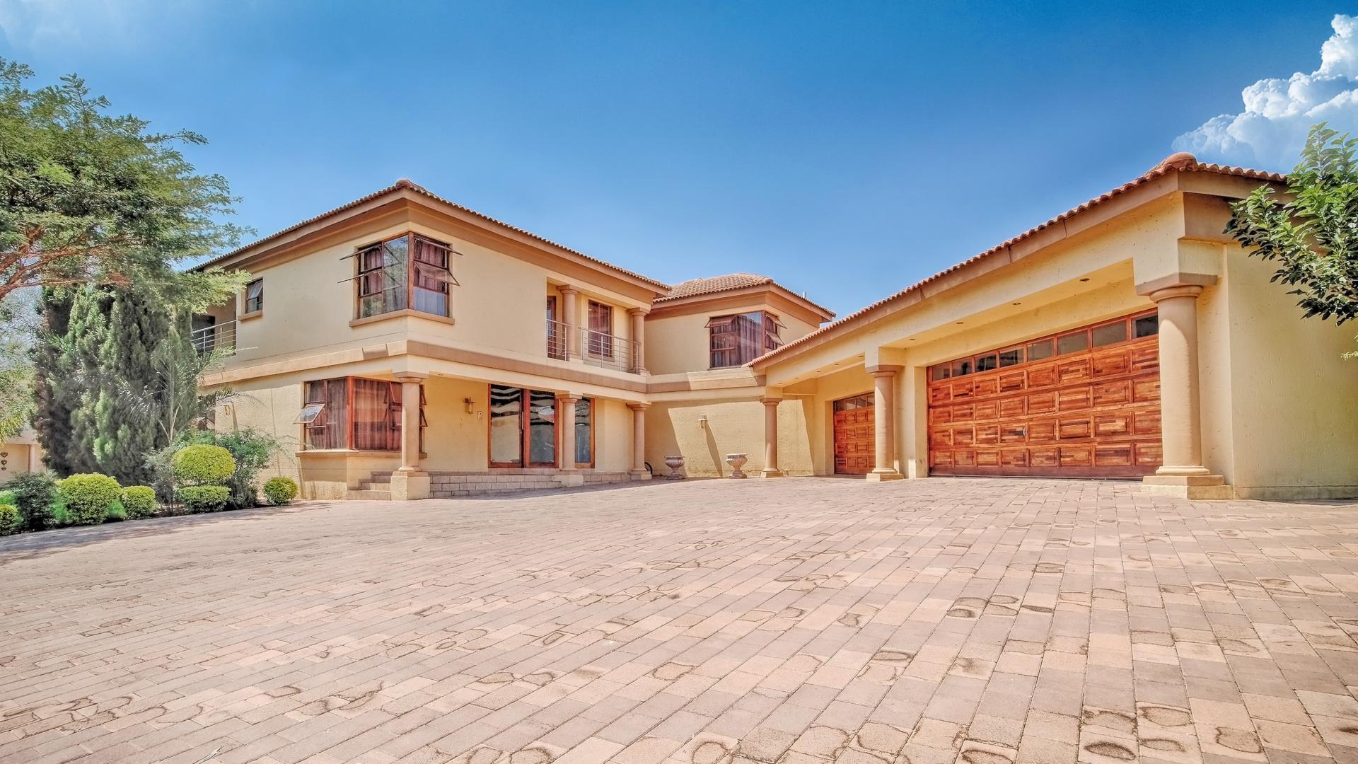 5 Bedroom House for Sale For Sale in Six Fountains Estate MR139572