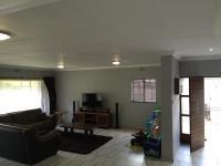 Lounges - 24 square meters of property in Vaalpark