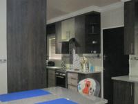 Kitchen - 22 square meters of property in Vaalpark