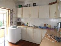 Kitchen of property in Bulwer