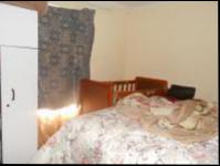Bed Room 1 - 10 square meters of property in Payneville