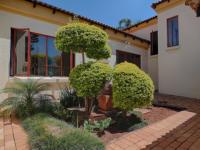 Garden of property in Woodhill Golf Estate