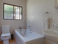 Bathroom 1 - 5 square meters of property in Woodhill Golf Estate