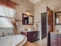 Main Bathroom - 12 square meters of property in The Wilds Estate
