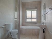 Bathroom 3+ - 9 square meters of property in Silver Lakes Golf Estate