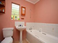 Main Bathroom - 5 square meters of property in Randpark Ridge
