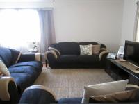 Lounges - 25 square meters of property in Terenure