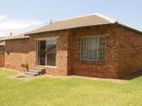 2 Bedroom 1 Bathroom Cluster for Sale for sale in Radiokop