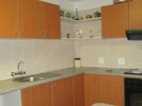 Kitchen - 33 square meters of property in Vaalmarina