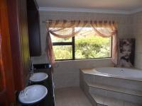 Main Bathroom - 17 square meters of property in Marina Beach