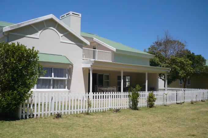 3 Bedroom House for Sale For Sale in Plettenberg Bay - Private Sale - MR140224