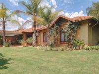 3 Bedroom 2 Bathroom House for Sale for sale in Silver Lakes Golf Estate