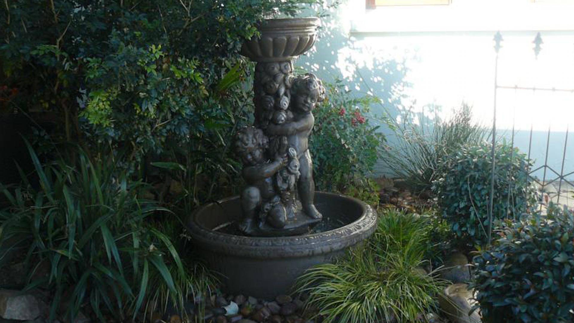 Garden of property in Equestria