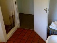 Bathroom 3+ of property in Equestria
