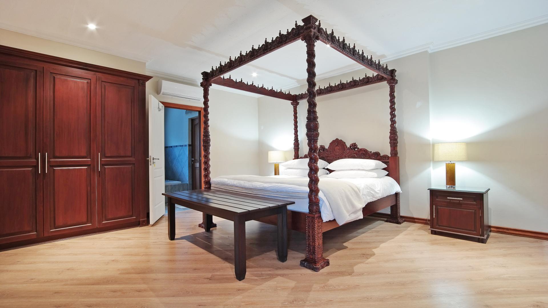 Bed Room 1 of property in Waterkloof Ridge