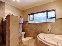 Bathroom 2 of property in Waterkloof Ridge