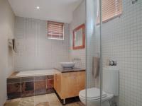 Bathroom 2 - 11 square meters of property in Silver Lakes Golf Estate