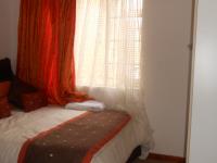 Bed Room 1 - 10 square meters of property in Erand Gardens