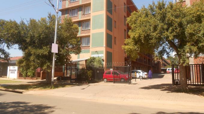 2 Bedroom Apartment for Sale For Sale in Pretoria West - Home Sell - MR140499