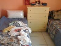 Bed Room 1 - 13 square meters of property in Bram Fischerville