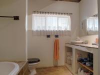 Main Bathroom - 9 square meters of property in Constantia Glen