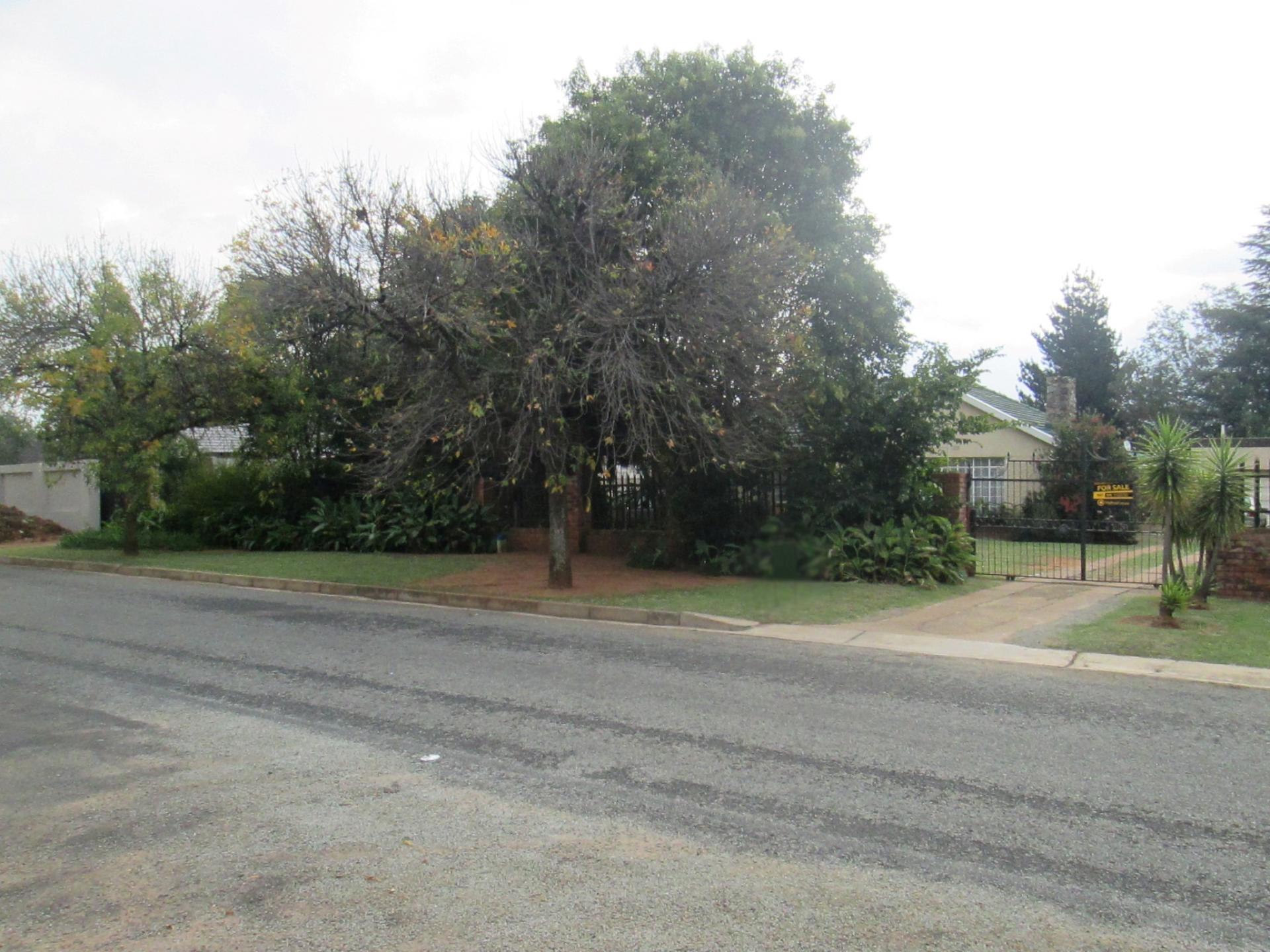 Front View of property in Rynfield