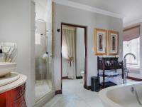 Main Bathroom - 31 square meters of property in The Wilds Estate