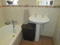 Bathroom 1 - 6 square meters of property in Impala Park