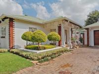 Front View of property in Silver Lakes Golf Estate