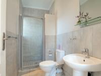 Bathroom 1 - 6 square meters of property in Heron Hill Estate