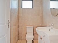 Guest Toilet - 4 square meters of property in Willow Acres Estate