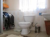 Main Bathroom - 4 square meters of property in Leachville
