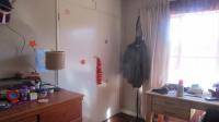 Bed Room 1 - 16 square meters of property in Albemarle