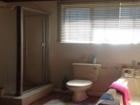 Bathroom 1 of property in Ficksburg