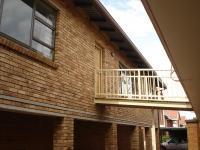 2 Bedroom 2 Bathroom Flat/Apartment for Sale for sale in Bloemfontein