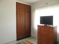 Bed Room 2 - 13 square meters of property in Bardene