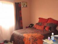 Main Bedroom - 21 square meters of property in Mfuleni