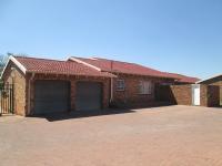 3 Bedroom 2 Bathroom Simplex for Sale for sale in Kempton Park