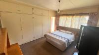 Bed Room 2 - 11 square meters of property in Roodia