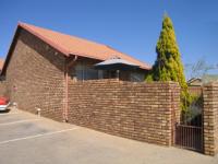 2 Bedroom 1 Bathroom Simplex for Sale for sale in Amberfield